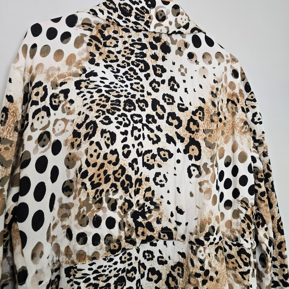 Chicos Womens Animal Print Longline Jacket Size XL Leopard‎ Lightweight Mob Wife - Picture 13 of 15